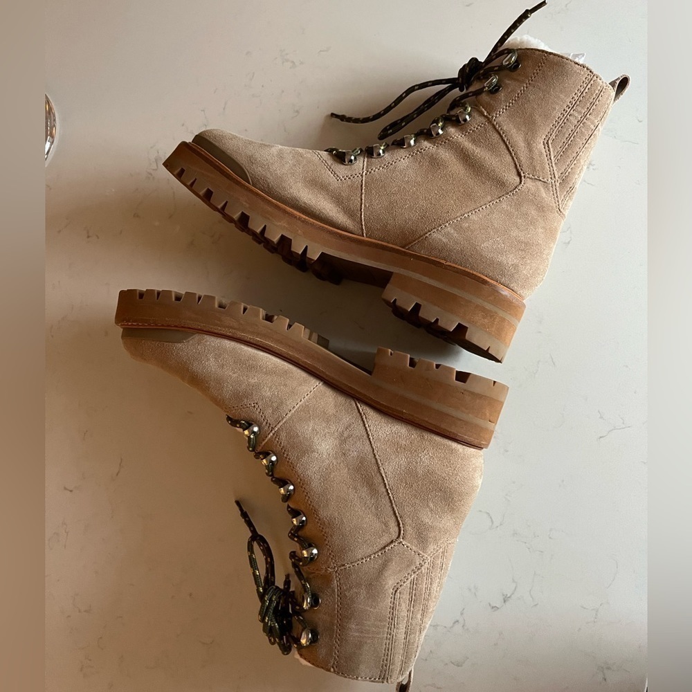 Marc Fisher Izzie Lugsole Ankle Boot NEW - Picture 11 of 12